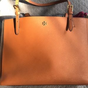 BRAND BEW TORY BURCH TOTE